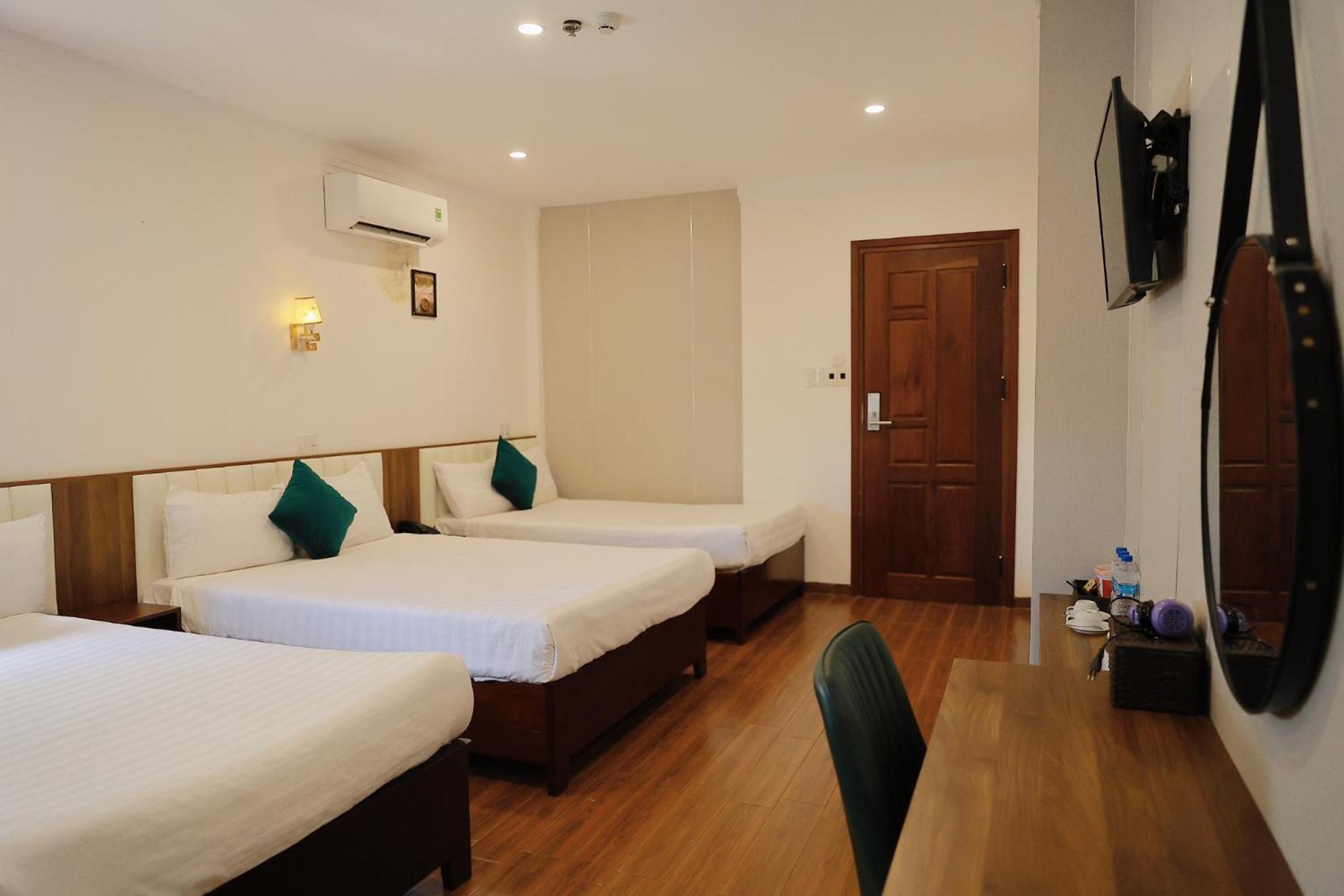 Le Centre Pleiku Hotel Exterior foto